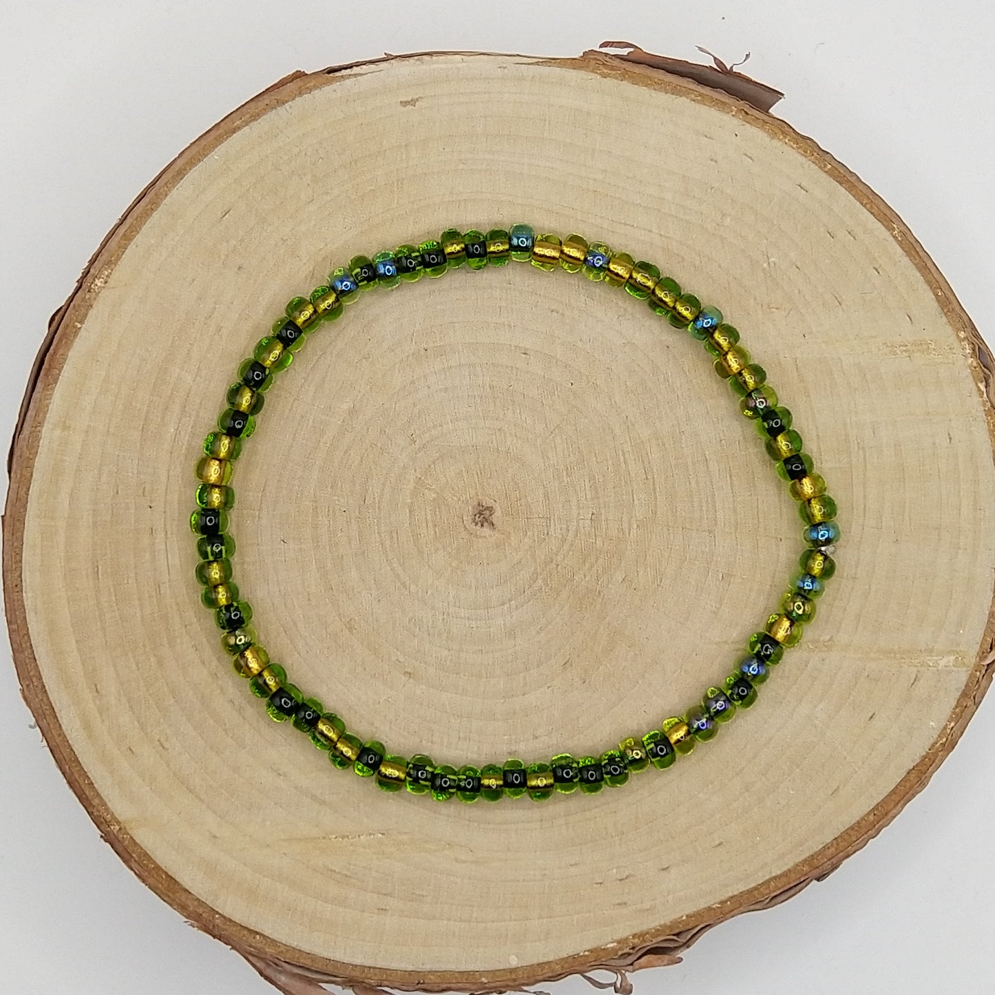 String Bead Bracelet - Green Mix Copper Lined
