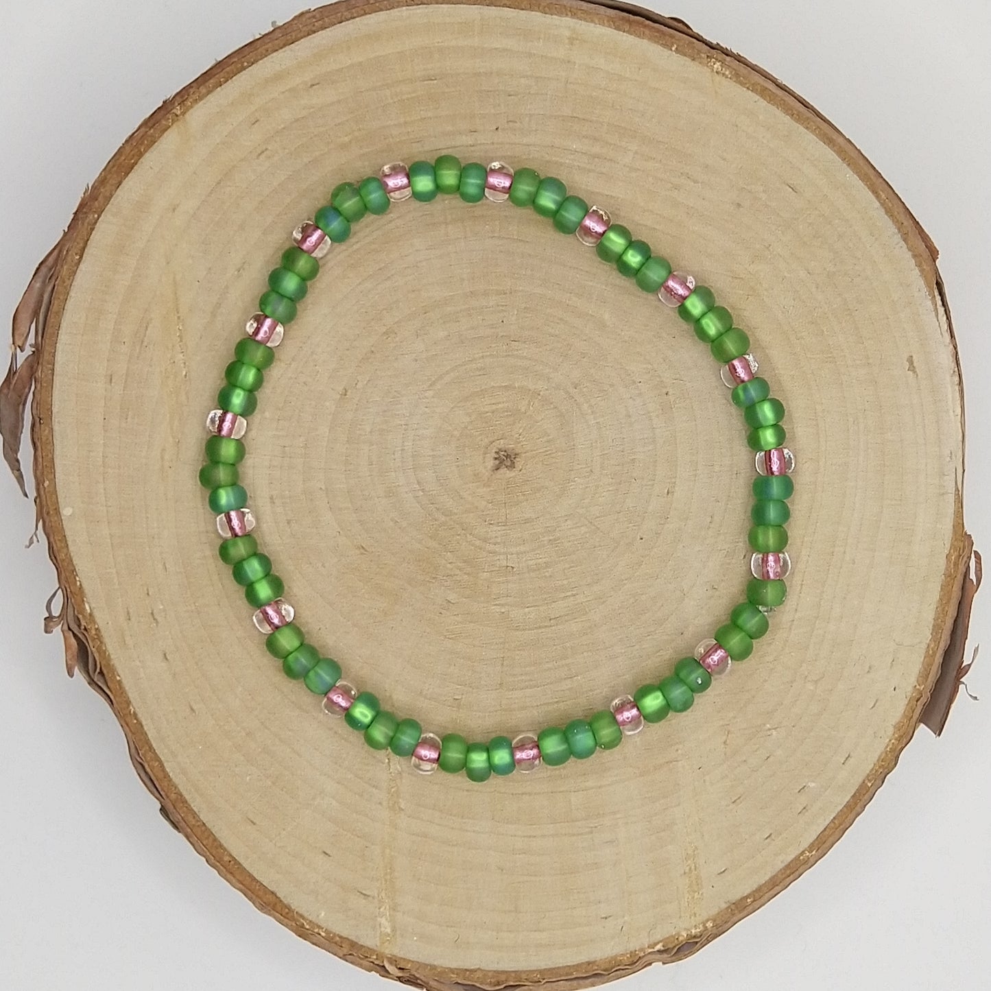 String Bead Bracelet - Water Lily