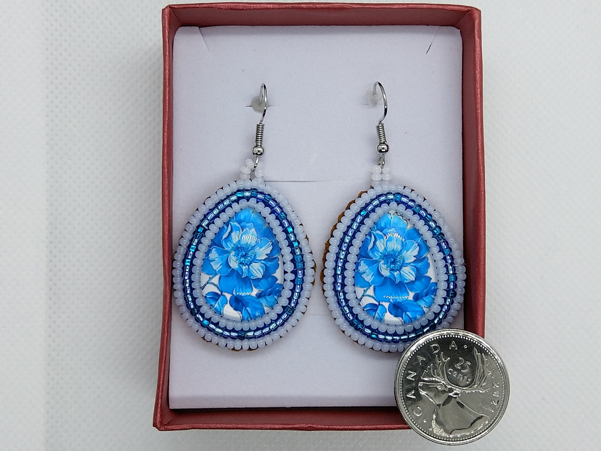 Earrings - Blue Flower - tinartist - beaded jewelry