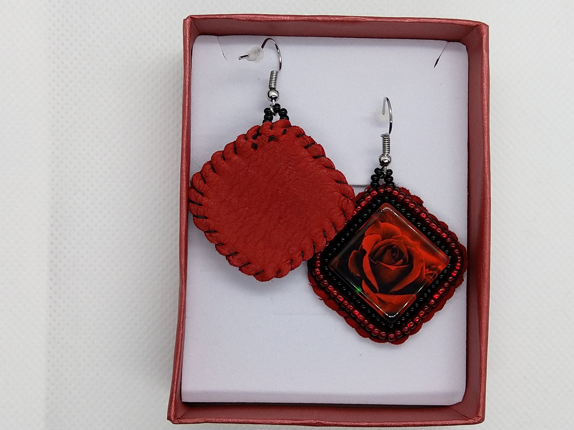 Earrings - Red Rose - tinartist - beaded jewelry