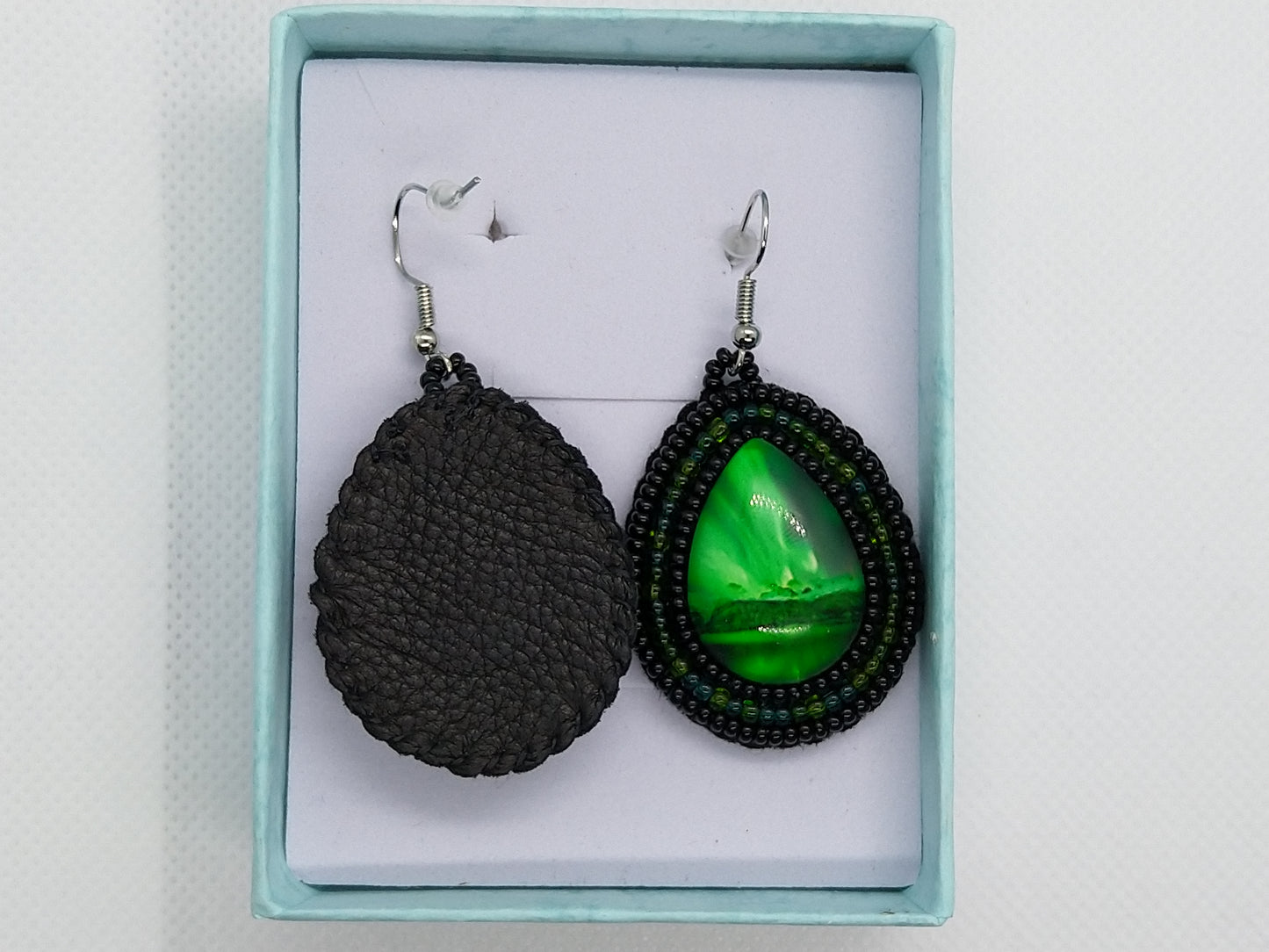 Earrings - Green Aurora Borealis - tinartist - beaded jewelry