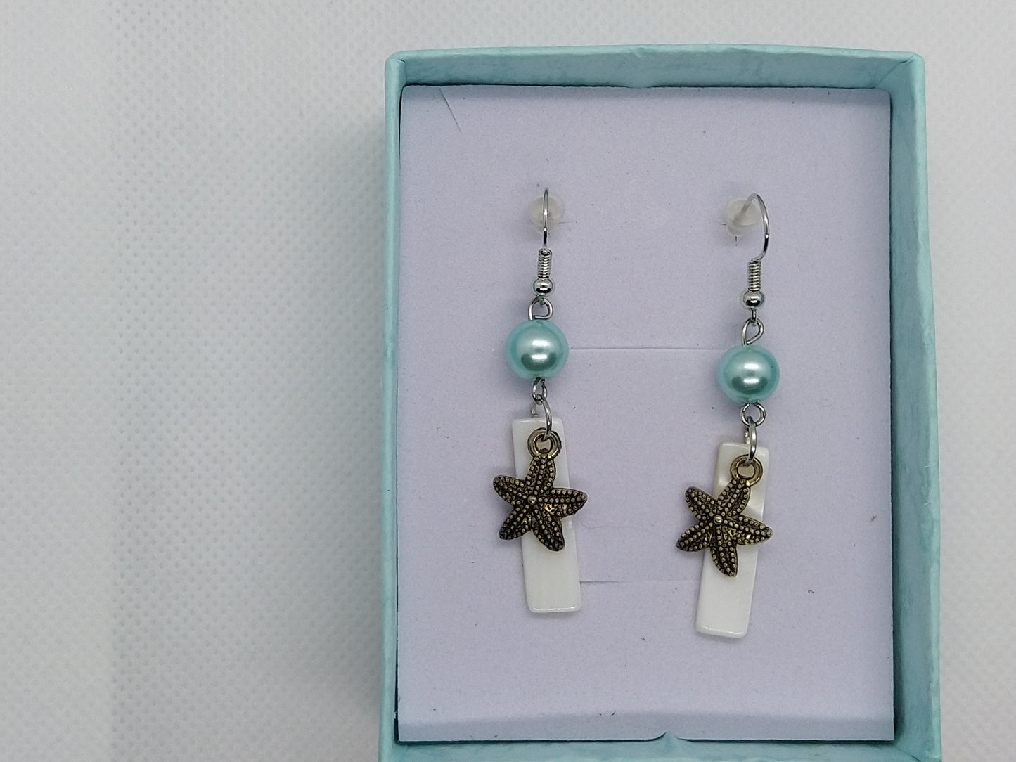 Earrings - Starfish w/mother of pearl_small - tinartist - beaded jewelry