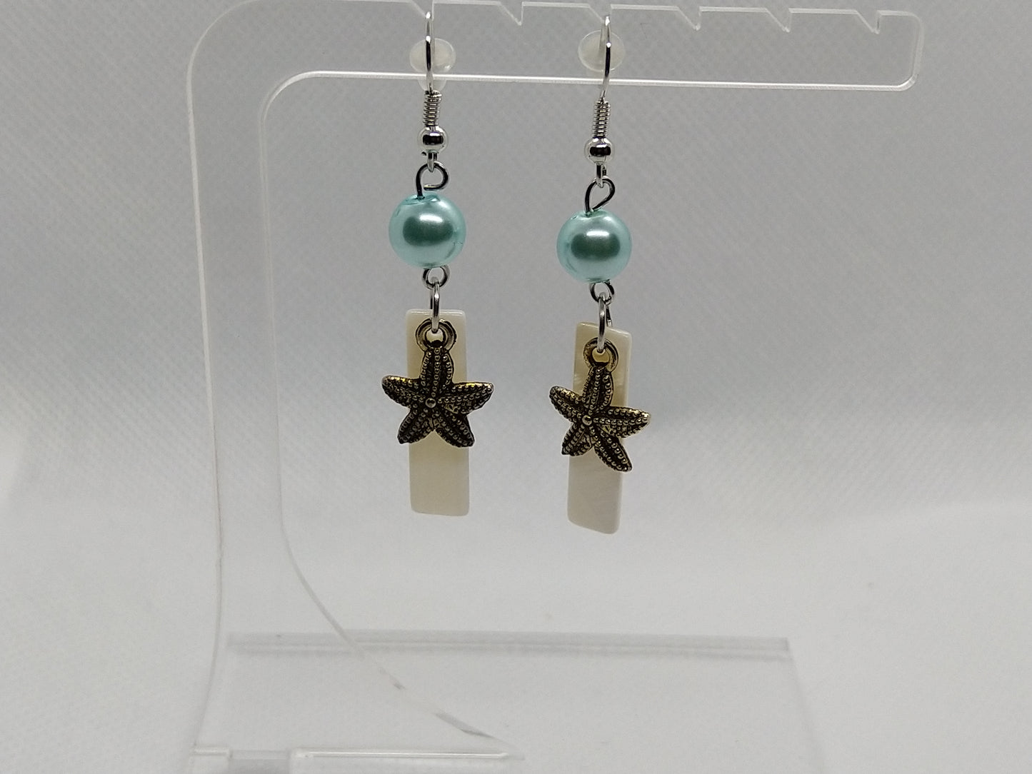 Earrings - Starfish w/mother of pearl_small - tinartist - beaded jewelry