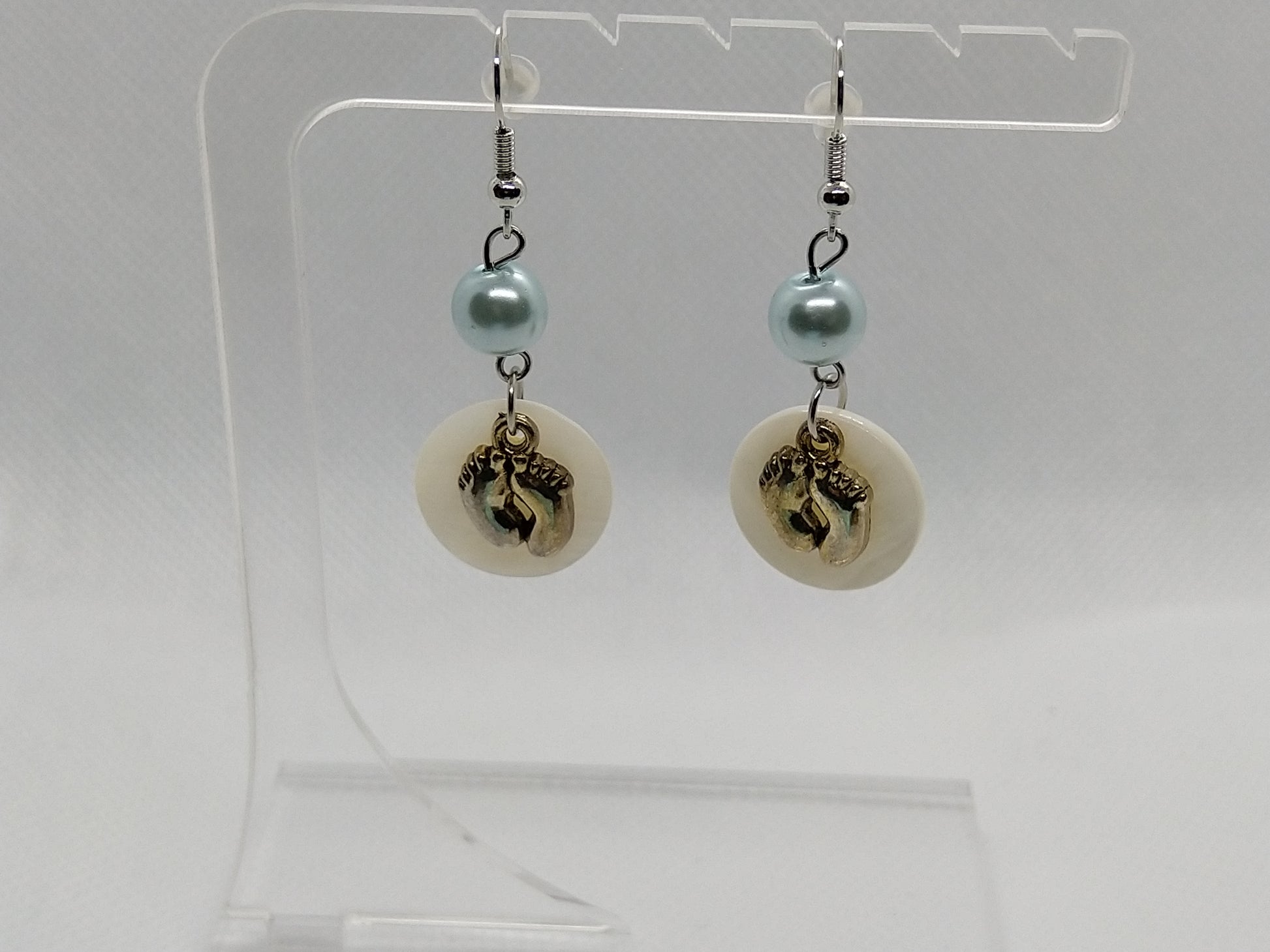 Earrings - Baby Feet w/Mother of Pearl - tinartist - beaded jewelry